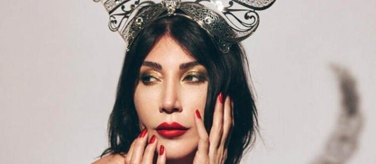 Hande Yener: Yeni nesil alıngan
