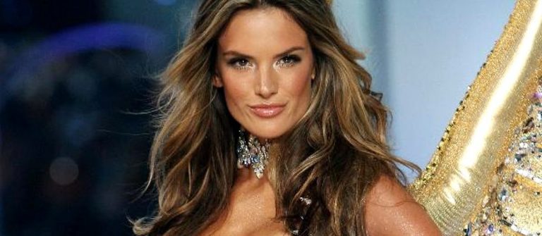 Alessandra Ambrosio, Göbeklitepe’de yürüyecek