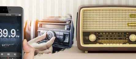 Radyoyu kadınlar cep telefonundan, erkekler araç radyosundan dinlemeyi tercih ediyor