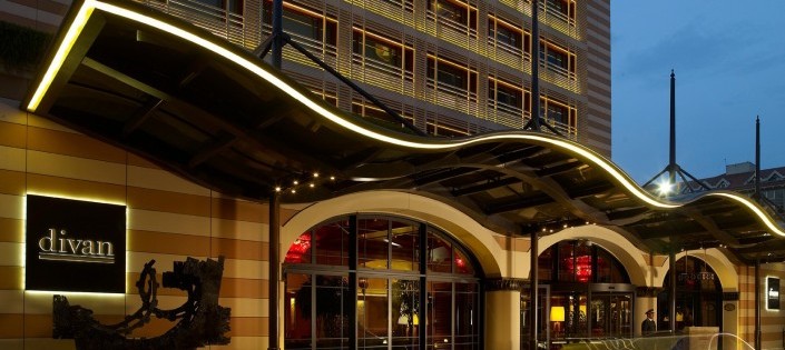 Koç Holding, otellerini sağlık çalışanlarına açtı