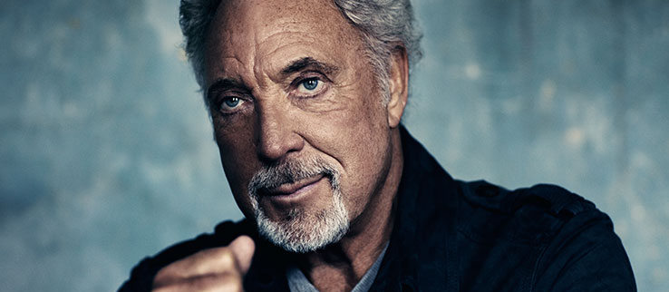 TOM JONES 80 YAŞINDA