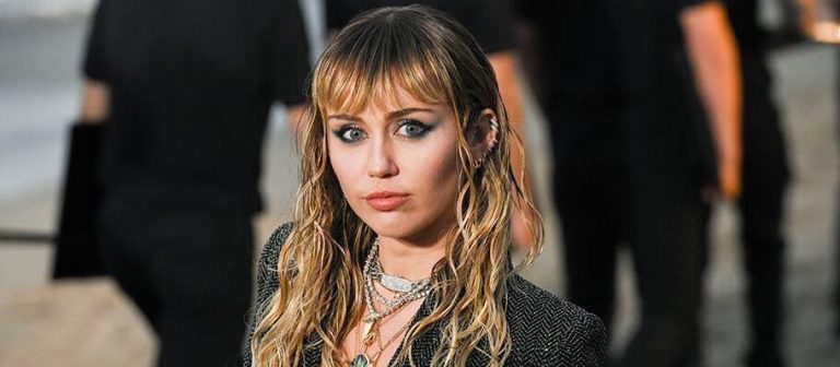 MILEY CYRUS’TAN TEMİZLİK İTİRAFI