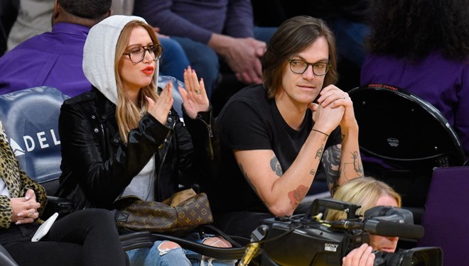 ASHLEY TISDALE VE CHRISTOPHER FRENCH ÇİFTİNDEN BEBEK MÜJDESİ