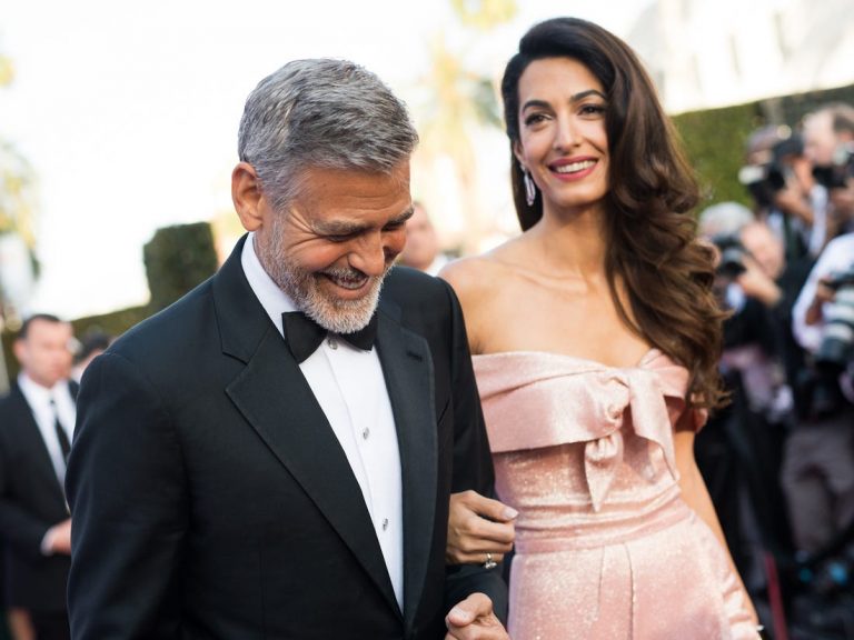 GEORGE CLOONEY UZUN ARADAN SONRA YARDIM GALASIYLA DÖNÜYOR