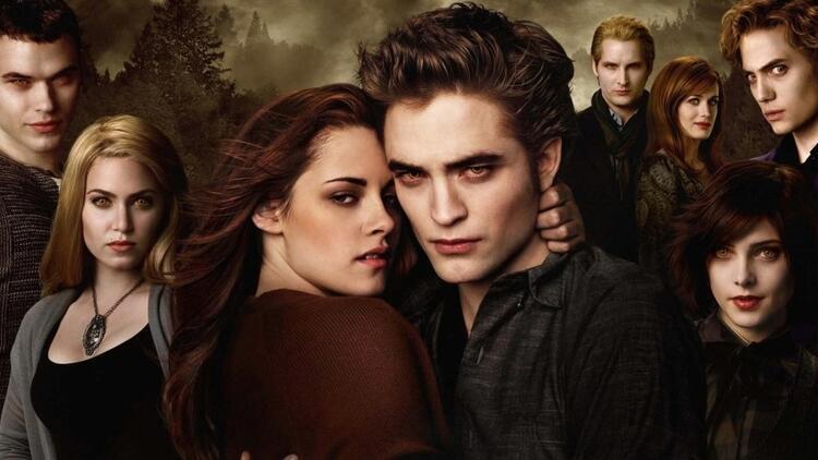 ROBERT PATTINSON KORONAVİRÜSE YAKALANDI