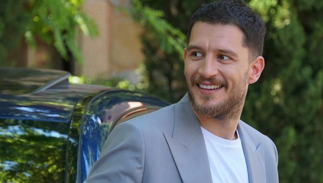 URAZ KAYGILAROĞLU’NDAN MÜSLÜM BABA SÜRPRİZİ