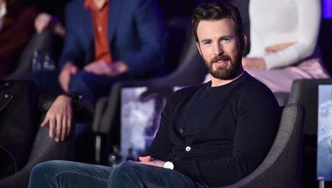 CHRIS EVANS’IN FOTOĞRAFI SOSYAL MEDYAYI YIKTI!