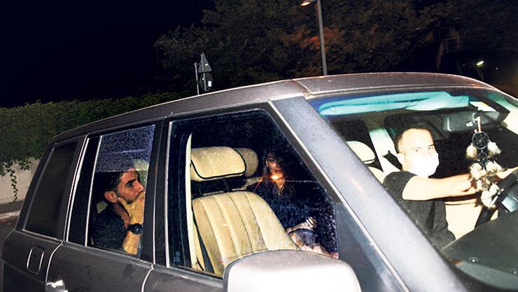 DİLAN ÇİÇEK DENİZ YENİ AŞKI ALİHAN ALOĞLU İLE GÖRÜNTÜLENDİ