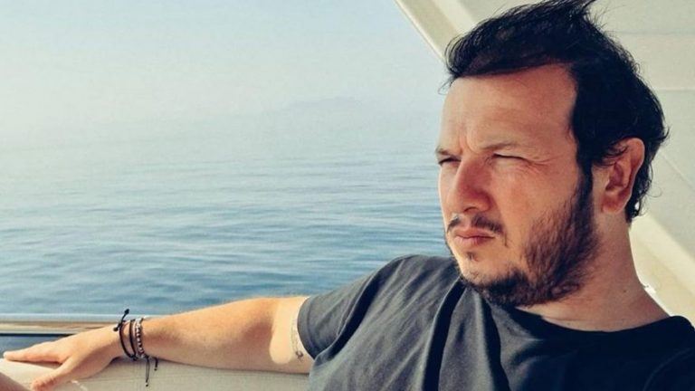 ŞAHAN GÖKBAKAR’DAN 9 EYLÜL’Ü KUTLAYAN PAYLAŞIM