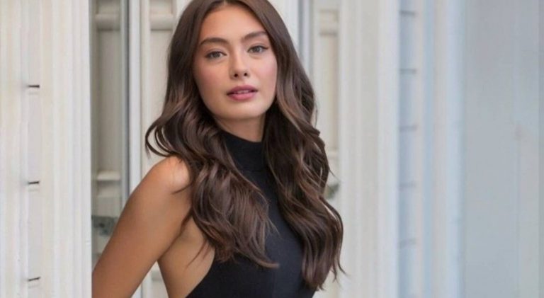 NESLİHAN ATAGÜL’ÜN ANNESİ İLE BENZERLİĞİ ŞAŞIRTTI