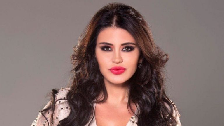 EBRU POLAT FATURALARA DİKKAT ÇEKTİ