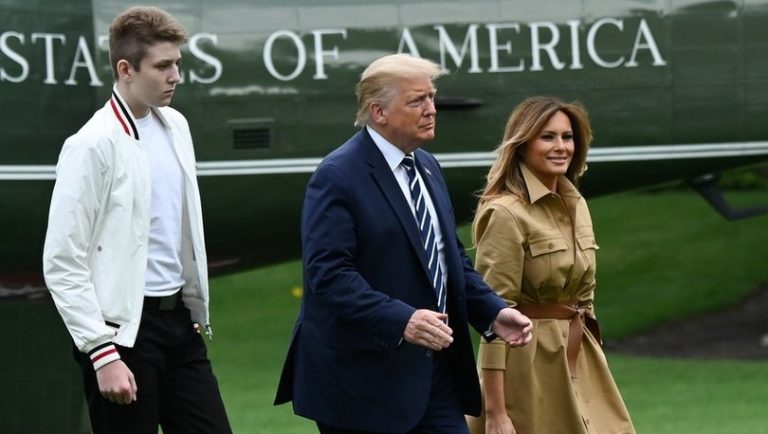 FİRST LADY MELANİA İTİRAF ETTİ! TRUMP’IN 14 YAŞINDAKİ OĞLU DA CORONAYA YAKALANMIŞ