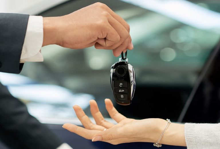 ÖTV’YE RAĞMEN REKOR OTO SATIŞI