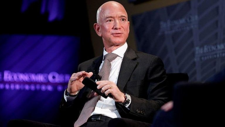 Bezos uzay turizmi denemelerine başlıyor