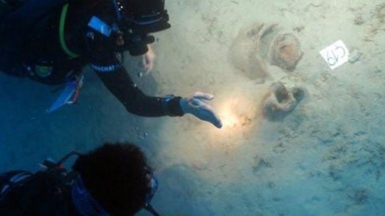 DENİZ DİBİNDEN 4 BİN YILLIK ESERLER ÇIKTI