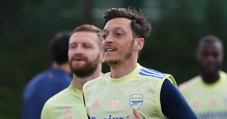 MESUT ÖZİL’DEN AZERBAYCAN’A DESTEK MESAJI