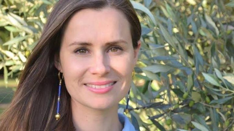 İran’da casusluk suçlamasıyla ceza alan akademisyen özgürlüğüne kavuştu