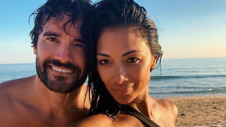 NICOLE SCHERZINGER VE SEVGİLİSİ THOM EVANS YIL DÖNÜMLERİNİ KUTLADI