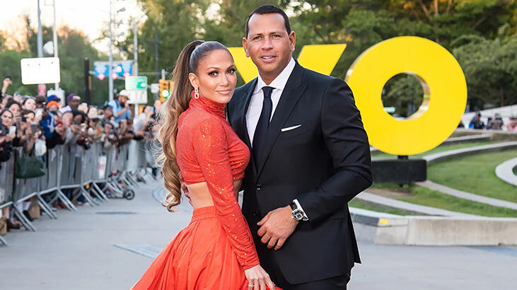 Jennifer Lopez, düğününü yine erteledi