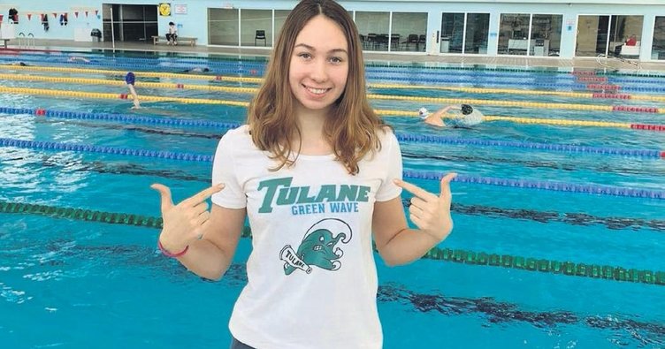 Milli yüzücü Olcaytu Hatipoğlu, eğitimde de başarıya imza attı