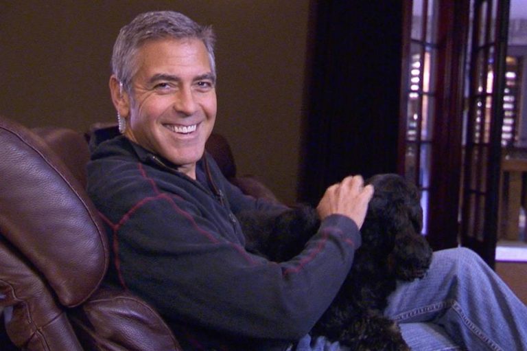George Clooney, çocuklarına elbiseler dikebilen ideal baba