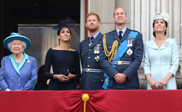 Harry ve Meghan çifti zor durumda