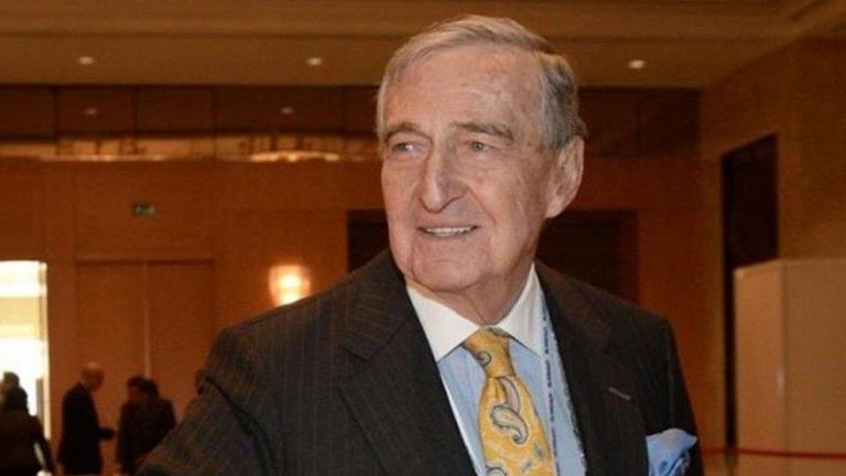 CHP’li Belediye Başkanı Alp Kargı, Rahmi Koç’u duygulandırdı