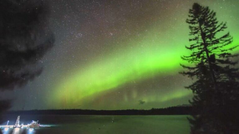 Alaska’da Kuzey Işıkları şovu