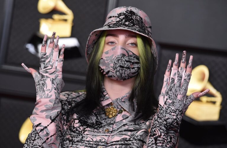 BILLIE EILISH IRKÇI VİDEOSU İÇİN ÖZÜR DİLEDİ