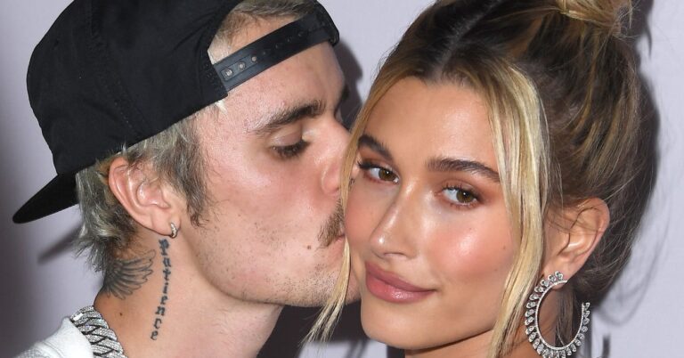 BIEBER ÇİFTİNİN YUNANİSTAN TATİLİ