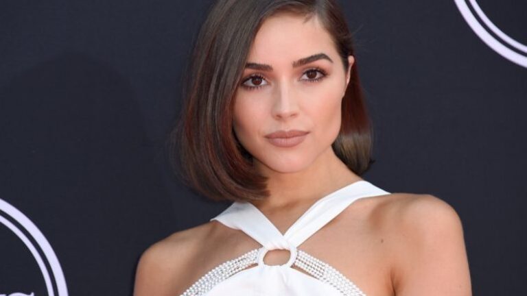 PİLATES ÇIKIŞI OLIVIA CULPO