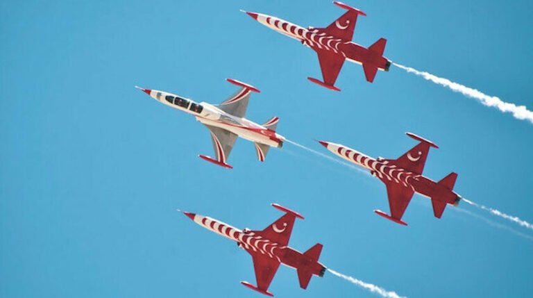 ANADOLU KARTALLARI ŞOV YAPTI