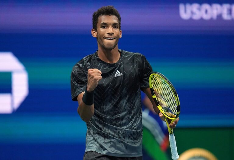 GRAND SLAM’DA İLK KEZ YARI FİNALE ÇIKTI