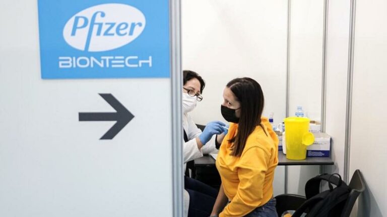 Pfizer ve BioNTech aşısında üçüncü doz sonuçları açıklandı