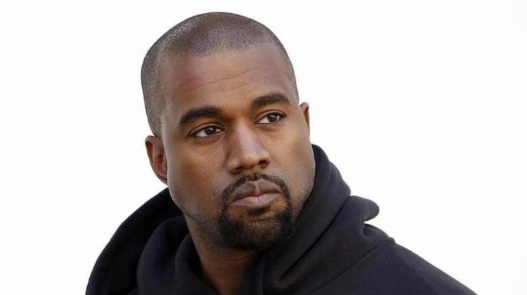 Kanye West’in ismi resmen değişti
