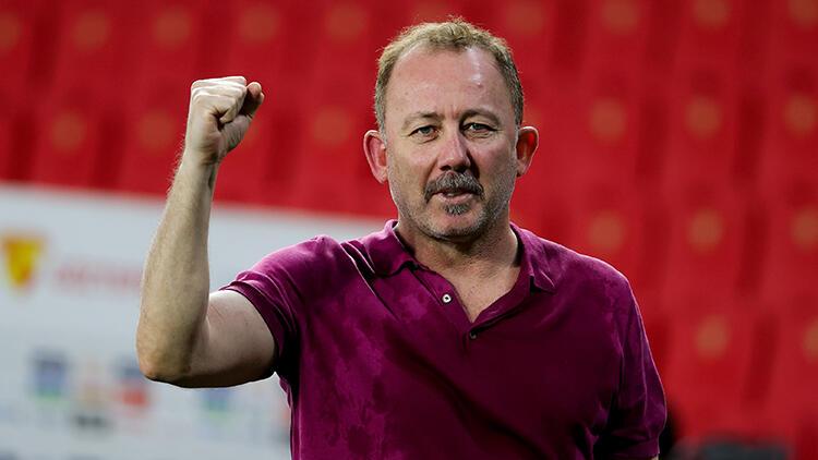 Beşiktaş’ta Sergen Yalçın, oyuncularına seslendi: “Hodri meydan”