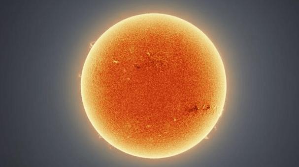 Güneş’in fotoğrafını oluşturmak için 150 bin görüntüsünü birleştirdi