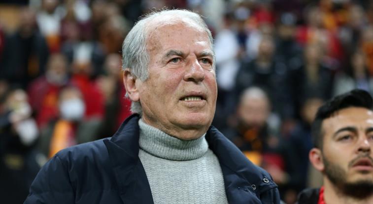 Süper Lig’de bir ayrılık daha: Futbolcularına veda etti