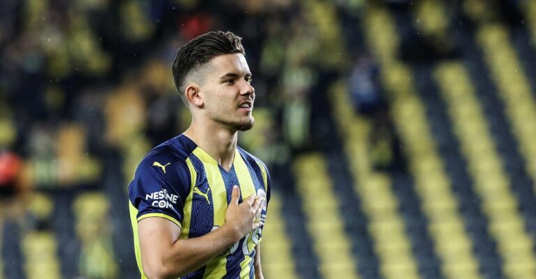 Fenerbahçe – Slavia Prag maçında şov yapan Ferdi Kadıoğlu’ndan maç sonu transfer sözleri