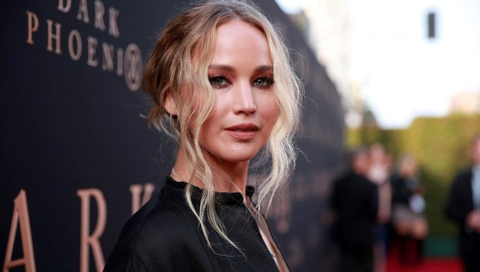 Jennifer Lawrence anne oldu Number 1 Fm / Tv