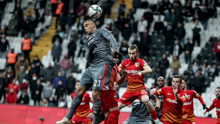 Beşiktaş, Ziraat Türkiye Kupası’na veda etti!