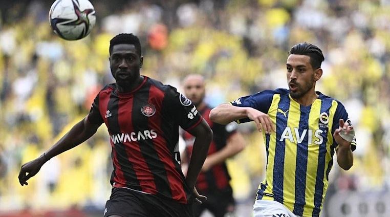 Şampiyonlar Ligi biletini son haftaya bıraktı