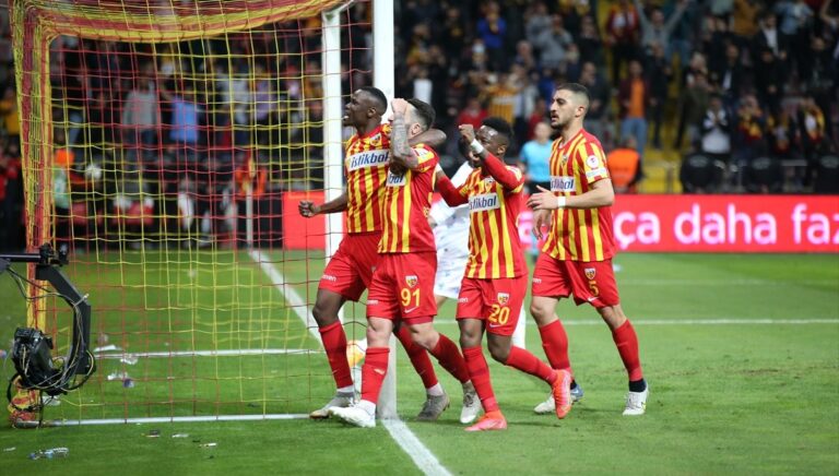 Ziraat Türkiye Kupası’nda ilk finalist Kayserispor