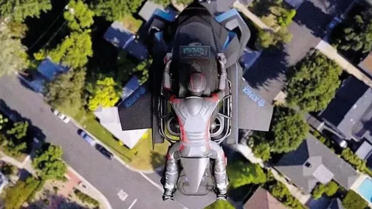 Uçan Motosiklet Yakında Havada