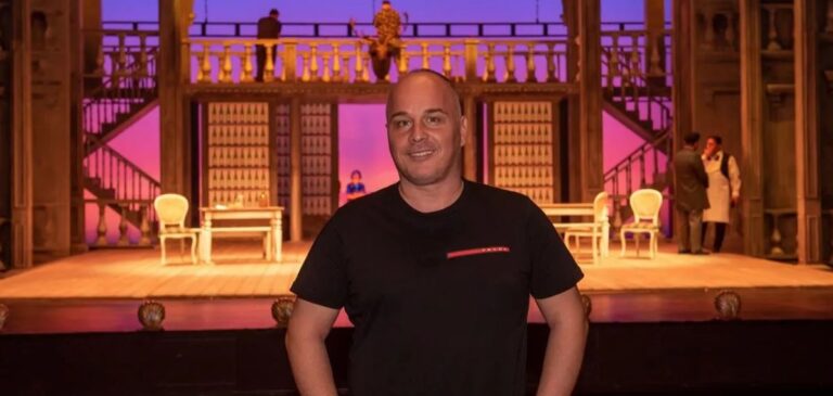 İtalyan yönetmen AKM’ye hayran kaldı