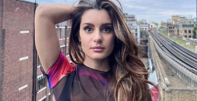 Atiye 9 yıl sonra yayımlanan albümüyle dijitalde zirvede