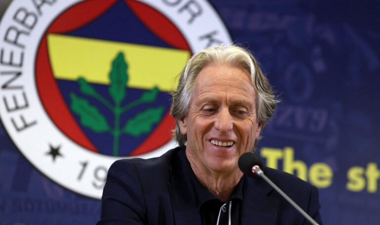 “Buraya para için değil, Fenerbahçe’nin büyüklüğü için geldim”
