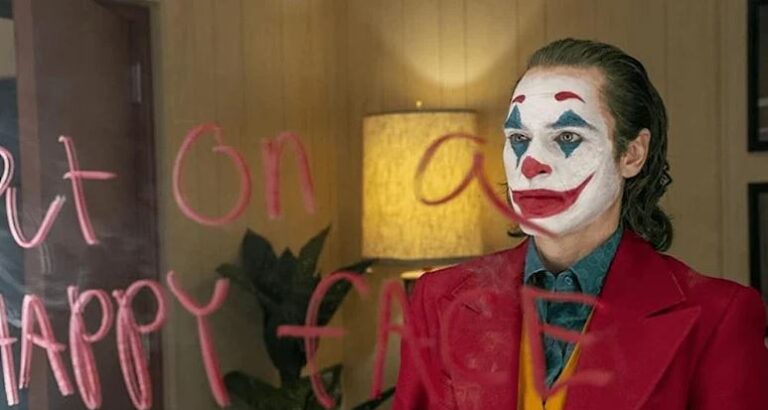 Yönetmen Todd Phillips paylaştı: Joker geri dönüyor