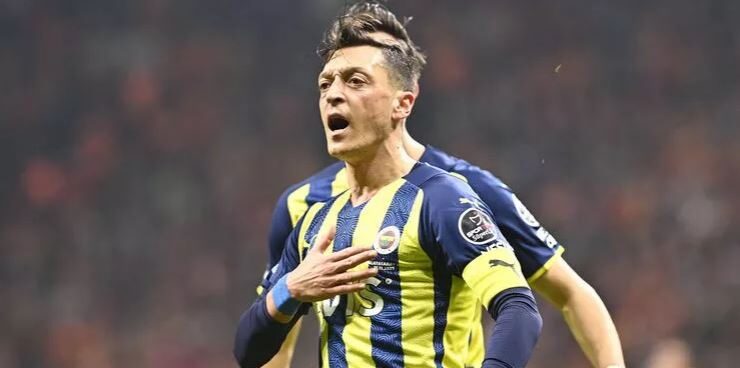 “Fenerbahçe’den başka bir takımda kariyerimi noktalamayacağım”