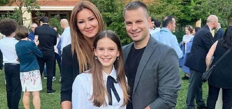 Pınar Altuğ’un kızı mezun oldu: Ne ara büyüdün sen…